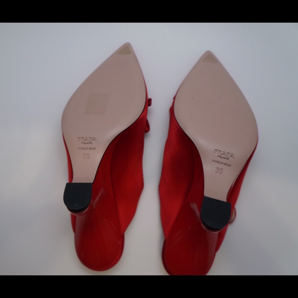 Prada Pumps - Picture 6 of 8